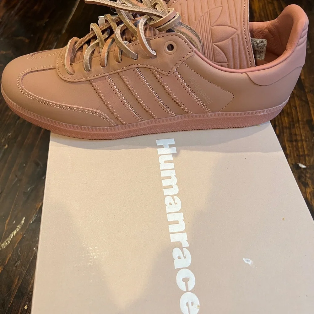 Adidas HUMANRACE SAMBA Sneak Mens Size US 8 women's US 9 Unisex adidas Humanrace - Picture 1 of 9